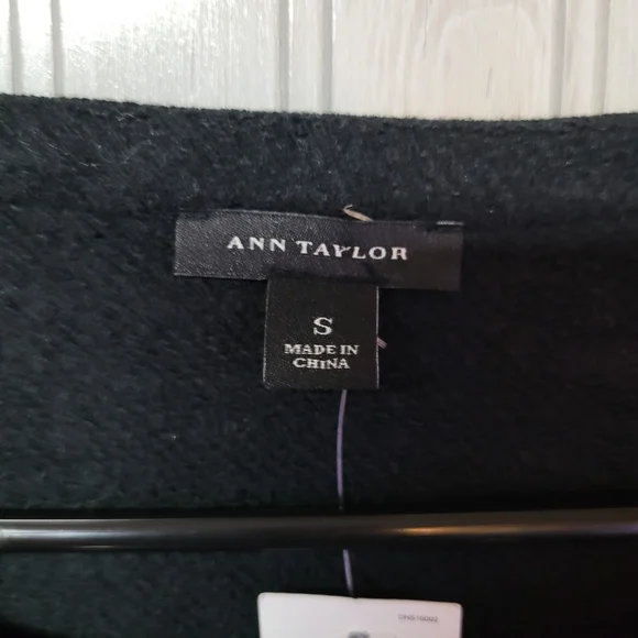 Ann Taylor Womens Leopard Print Wool Sweater with Zippers - Picture 5 of 8